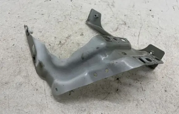 Volkswagen Tiguan Other body part 02S1919