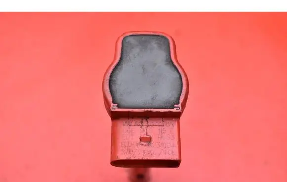 Audi A8 S8 D4 4H High voltage ignition coil 06E905115E