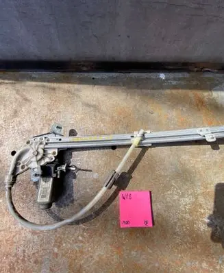 Renault Laguna II Rear door window regulator with motor 8200000557
