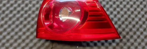 Volkswagen Golf V Rear/tail lights 1K6945096E 028490202A 00663162