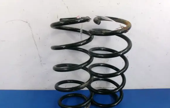 Opel Meriva A Front coil spring 