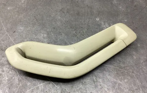 Volvo V70 Seat belt trim RH1882