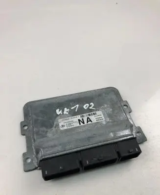 Dacia Sandero III Engine control unit/module ECU 237104639S 237104638S