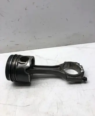 Audi A5 8T 8F Piston with connecting rod