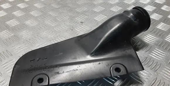 Mitsubishi Outlander Air intake duct part 1505A661