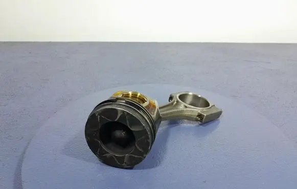 Piston