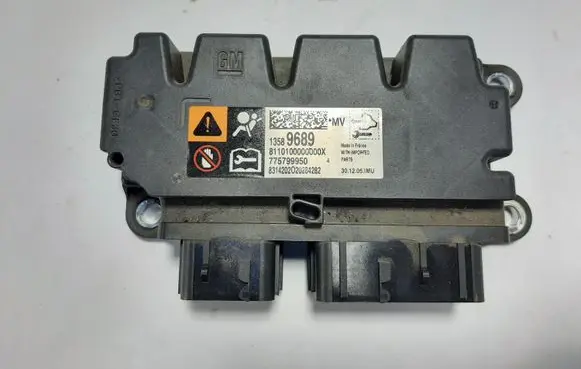 Opel Zafira C Airbag control unit/module 13589689 775799950