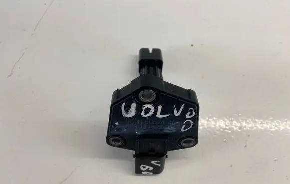 Volvo XC60 Oil level sensor 9G9N6C624AC