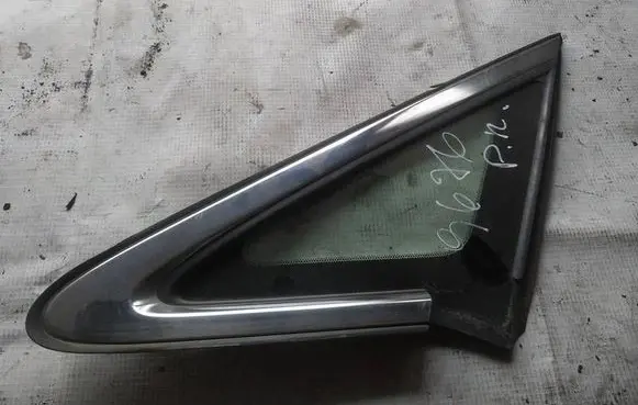 Mazda CX-7 Front triangle window/glass as2