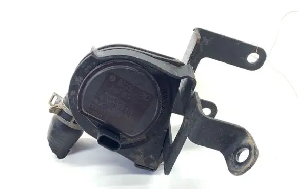 Volkswagen Golf VII Oil filter mounting bracket 5G0965567A