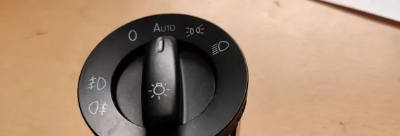 Volkswagen PASSAT B6 Light switch
