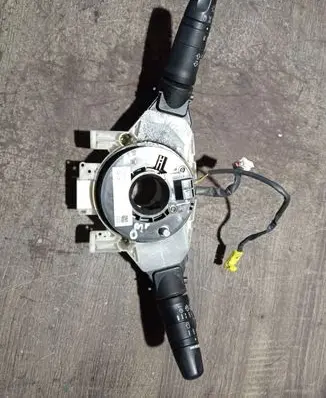 Nissan Almera N16 A set of switches 