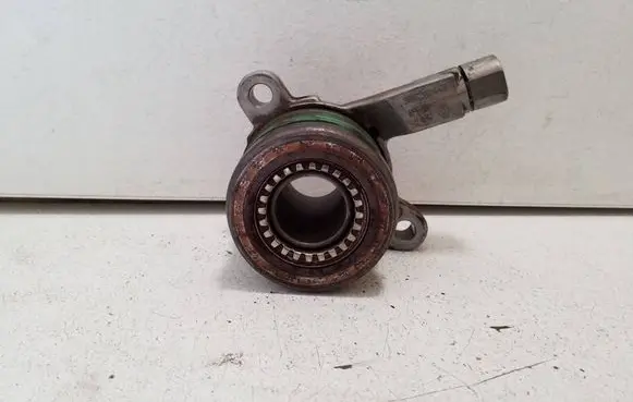 Mercedes-Benz Vito Viano W447 Clutch release bearing slave cylinder 306202443R