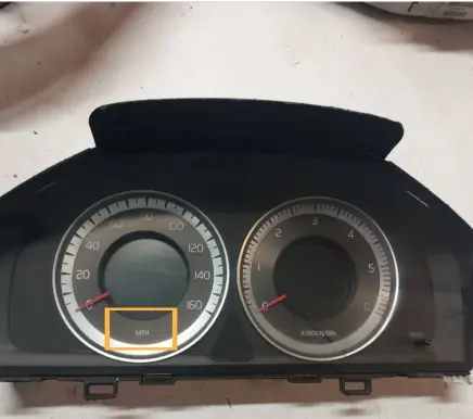 Volvo S60 Speedometer (instrument cluster) 36001841 69799630U 31343330AA