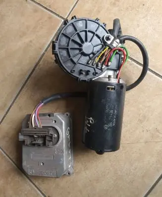 Ford Galaxy Wiper motor 1395106