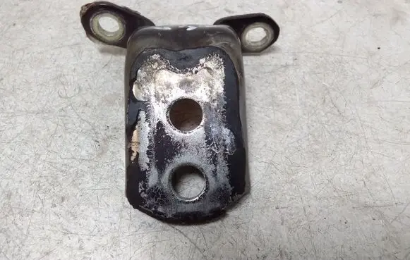 Nissan Note (E11) Front door upper hinge