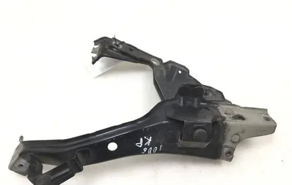 Opel Zafira B Headlight/headlamp mounting bracket 