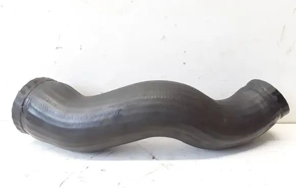 Volvo V70 Intercooler hose/pipe