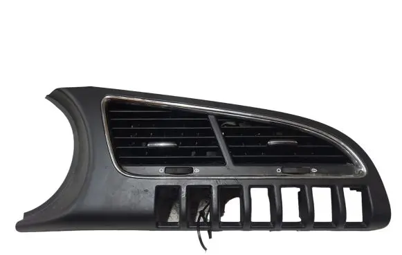 Peugeot 3008 I Dash center air vent grill 9685049877 63191030