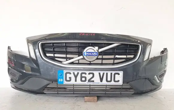 Volvo V60 Front bumper 31290975