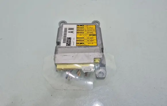 Toyota RAV 4 (XA40) Airbag control unit/module 8917042750