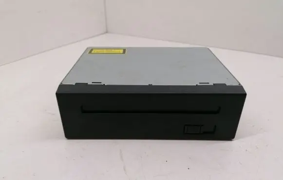 Toyota Prius (XW20) Navigation unit CD/DVD player 8684147050 EKDB005391