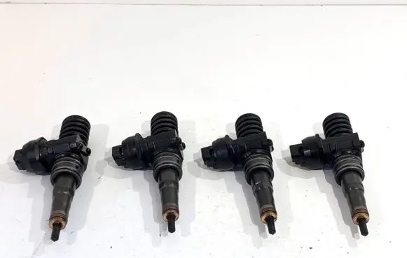 Seat Alhambra (Mk1) Fuel injectors set 038130073BQ