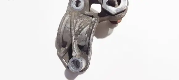 Mercedes-Benz E W211 Sway bar bush bracket, front a2113231126