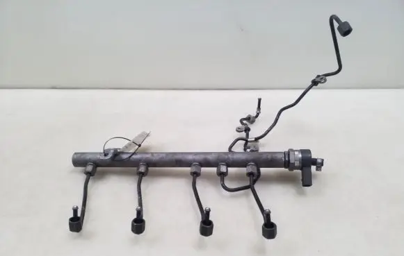 Mercedes-Benz E W211 Fuel main line pipe A6290700795