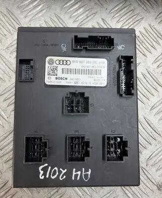 Audi A4 S4 B8 8K Comfort/convenience module 8K0907063DC