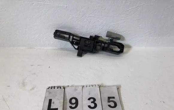 Renault Laguna II Rear door exterior handle/bracket 8200008430