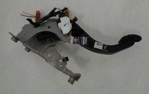 Clutch pedal