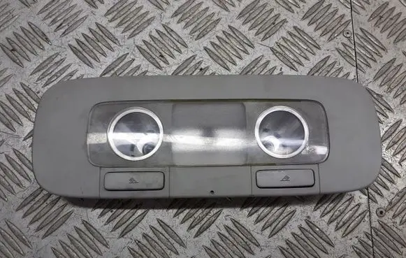 Volkswagen Golf V Spotlight 3C0947291C
