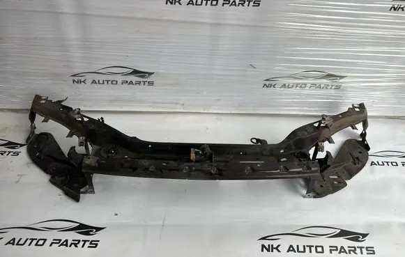 Volvo V50 Radiator support slam panel 