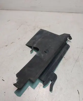 Renault Kangoo II Intercooler air guide/duct channel 8200427477