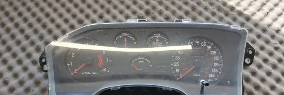 Speedometer (instrument cluster)