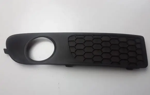 Volvo S80 Front bumper lower grill 30655930