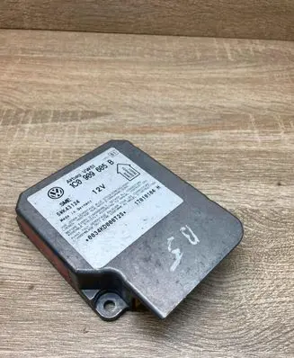 Volkswagen PASSAT B5.5 Airbag control unit/module 1C0909605B 5WK43124
