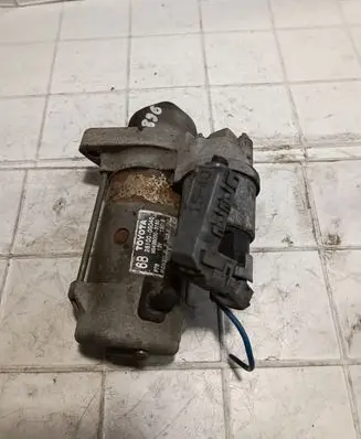 Toyota Corolla Verso AR10 Starter motor 281000G040 MS4280003180