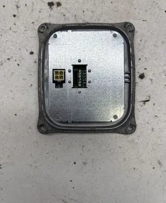 Audi A4 S4 B8 8K Headlight ballast module Xenon 1307329218 10EEG080005