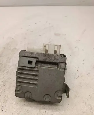 Toyota Yaris Power steering control unit/module 896500D120 6900001068 2250000351