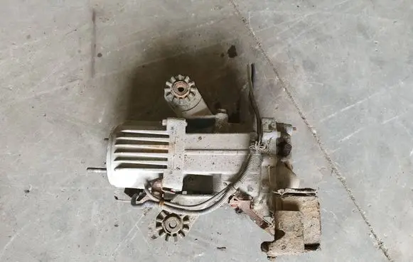 Rear differential