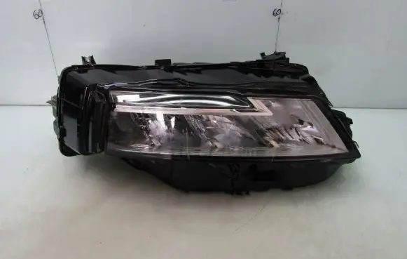Nissan X-Trail T33 Headlight/headlamp