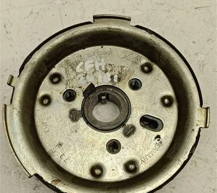 Volkswagen Touran I Timing chain sprocket 