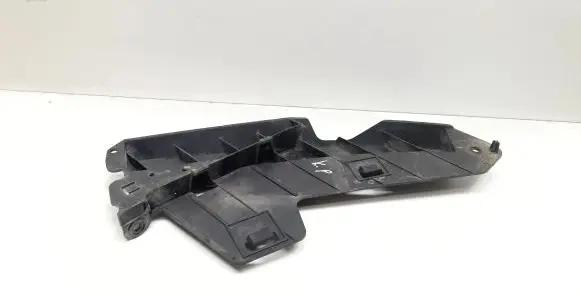 Volvo V70 Front bumper mounting bracket 30796387
