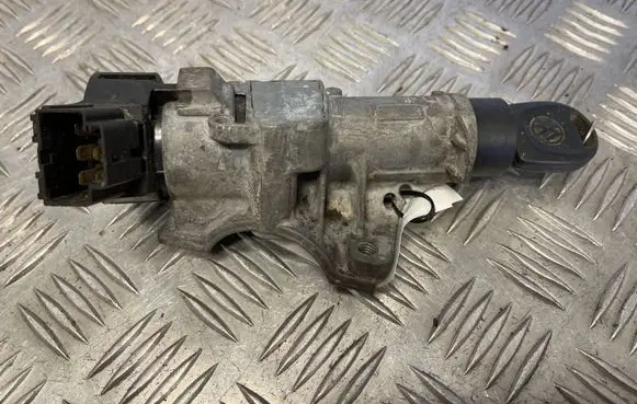 Volkswagen Transporter - Caravelle T5 Ignition lock 6R0905851D