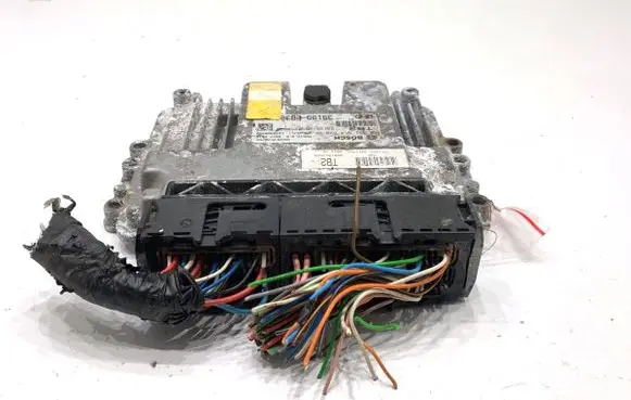 Hyundai Tucson TL Engine control unit/module ECU 391992B302