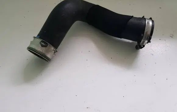 Audi Q7 4L Intercooler hose/pipe 7L6145738A