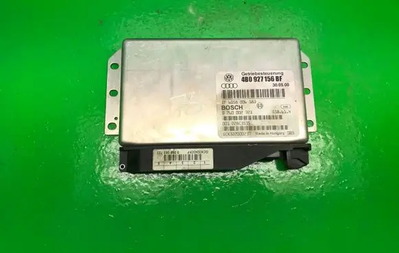 Volkswagen PASSAT B5.5 Engine control unit/module ECU 4B0927156BF 0260002723