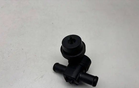 Audi A5 Sportback 8TA Coolant heater control valve 1J0819809